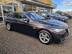 Grau Gebraucht 2013 BMW 520 Kombi | 13.750 € (Fairer Preis)