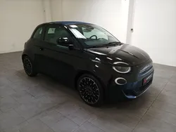 Schwarz Gebraucht 2022 Fiat 500e Icon Cabrio | 19.470 € (Guter Preis)