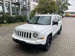 Weiß Gebraucht 2015 Jeep Patriot SUV | 11.490 € (Teuer)