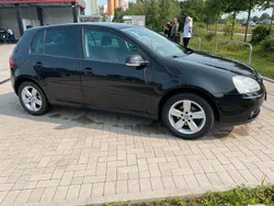 Schwarz Gebraucht 2006 VW Golf V Kleinwagen | 3.499 € (Etwas zu teuer)