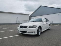 Weiß Gebraucht 2011 BMW 320 Shadowline Kombi | 6.000 € (Superpreis)
