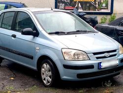 Silber Gebraucht 2004 Hyundai Accent Kleinwagen | 2.200 €