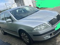 Silber Gebraucht 2008 Skoda Octavia Limousine | 1.250 € (Superpreis)