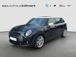 Midnight black ii schwarz Gebraucht 2023 Mini Cooper S Clubman Kombi | 34.455 € (Etwas zu teuer)