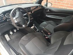 Weiß Gebraucht 2010 Citroën DS3 So Chic Kleinwagen | 3.150 € (Guter Preis)