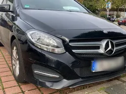 Schwarz Gebraucht 2016 Mercedes B180 Van / Kleinbus | 6.400 € (Teuer)