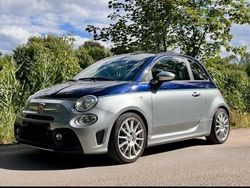 Blau Gebraucht 2018 Abarth 695 Kleinwagen | 21.000 € (Fairer Preis)