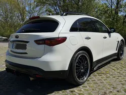 Weiß Gebraucht 2017 Infiniti QX70 Premium SUV | 29.990 € (Etwas zu teuer)