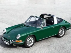 Grün Gebraucht 1967 Porsche 911 Cabrio | 219.000 €