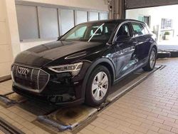 Schwarz Gebraucht 2022 Audi e-tron SUV | 28.900 € (Guter Preis)