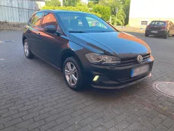 Schwarz Gebraucht 2019 VW Polo Kleinwagen | 12.999 € (Etwas zu teuer)