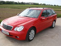 Rot Gebraucht 2002 Mercedes C180 Kombi | 6.400 €