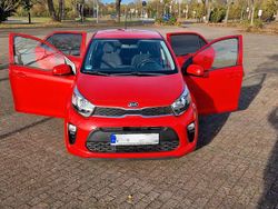 Rot Gebraucht 2018 Kia Picanto DREAM-TEAM Edition Kleinwagen | 10.000 € (Fairer Preis)