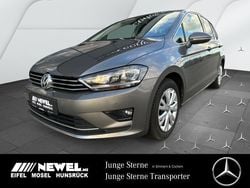 Grau Gebraucht 2016 VW Golf Sportsvan Van / Kleinbus | 15.777 € (Teuer)