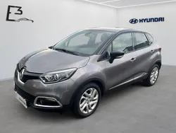 Grau Gebraucht 2015 Renault Captur Intens SUV | 12.990 € (Etwas zu teuer)