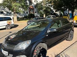 Schwarz Gebraucht 2009 Opel Astra GTC Coupé | 2.000 € (Fairer Preis)