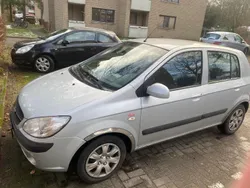 Grau Gebraucht 2009 Hyundai Getz Kleinwagen | 3.100 € (Fairer Preis)