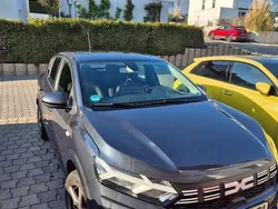 Schwarz Gebraucht 2023 Dacia Sandero Expression Kleinwagen | 14.000 € (Guter Preis)