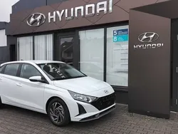 Weiß Neu 2024 Hyundai i20 Trend Limousine | 19.990 € (Fairer Preis)