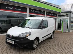 Weiß Gebraucht 2022 Fiat Doblò Van / Kleinbus | 9.999 € (Teuer)
