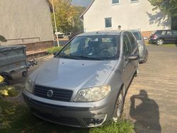 Silber Gebraucht 2004 Fiat Punto Kleinwagen | 600 € (Guter Preis)