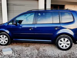 Blau Gebraucht 2014 VW Touran Comfortline Van / Kleinbus | 7.300 € (Guter Preis)