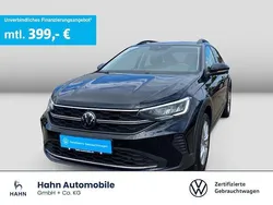 Deep black perleffekt Gebraucht 2024 VW Taigo Life SUV | 25.930 € (Fairer Preis)