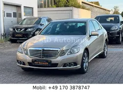 Perlbeige metalliclack Gebraucht 2009 Mercedes E220 Limousine | 8.999 € (Superpreis)