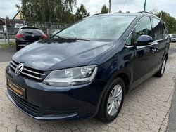 Blau Gebraucht 2011 VW Sharan Comfortline Van / Kleinbus | 12.200 € (Fairer Preis)