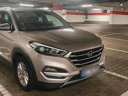 Gold Gebraucht 2015 Hyundai Tucson Turbo SUV | 17.000 € (Fairer Preis)