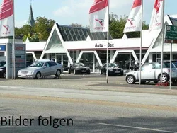 Shimmering silver metallic Gebraucht 2022 Toyota Yaris Hybrid Elegant | 25.500 € (Etwas zu teuer)