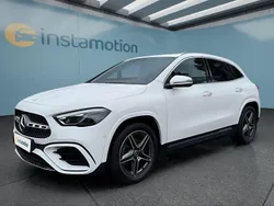 Weiß Gebraucht 2023 Mercedes GLA200 SUV | 41.749 € (Fairer Preis)