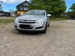 Silber Gebraucht 2007 Opel Astra Limousine | 2.950 € (Fairer Preis)