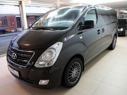 Braun Gebraucht 2016 Hyundai H-1 Comfort Van / Kleinbus | 19.490 € (Teuer)