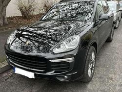 Schwarz Gebraucht 2018 Porsche Cayenne Platinum Edition SUV | 39.000 € (Fairer Preis)