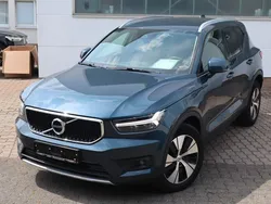 Blau Gebraucht 2021 Volvo XC40 Momentum SUV | 26.900 € (Teuer)