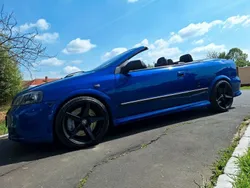 Blau Gebraucht 2002 Opel Astra Cabriolet Cabrio | 11.000 €