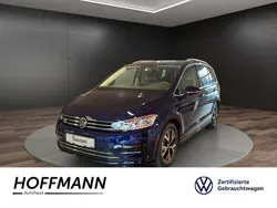 Blau Gebraucht 2024 VW Touran Highline Van / Kleinbus | 41.990 € (Teuer)