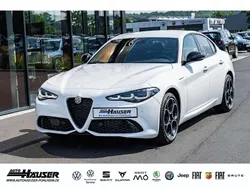 Weiss Gebraucht 2024 Alfa Romeo Giulia Veloce Limousine | 37.685 € (Fairer Preis)