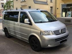 Grau Gebraucht 2004 VW T5 Van | 6.000 €