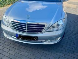 Silber Gebraucht 2006 Mercedes S500 Limousine | 15.700 € (Etwas zu teuer)
