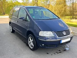 Blau Gebraucht 2005 VW Sharan Family Van / Kleinbus | 3.249 € (Fairer Preis)