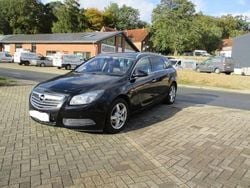 Schwarz Gebraucht 2009 Opel Insignia Design Edition Kombi | 3.350 € (Fairer Preis)