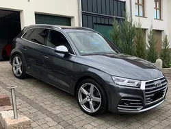 Grau Gebraucht 2018 Audi SQ5 Ambiente SUV | 39.000 € (Guter Preis)