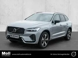 Grau Gebraucht 2023 Volvo XC60 Plus SUV | 53.880 € (Fairer Preis)