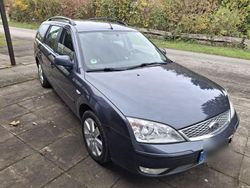 Gebraucht 2007 Ford Mondeo Kombi | 2.250 €