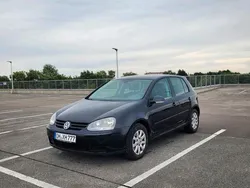 Schwarz Gebraucht 2005 VW Golf V Kleinwagen | 2.200 € (Fairer Preis)