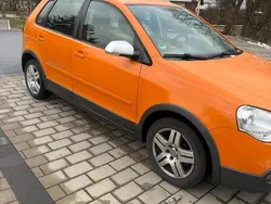 Orange Gebraucht 2006 VW Polo Cross Kleinwagen | 2.300 € (Fairer Preis)