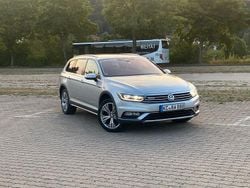 Grau Gebraucht 2017 VW Passat Alltrack S Kombi | 15.000 €