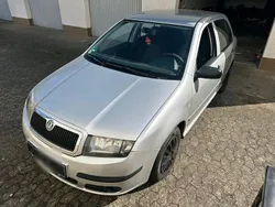 Silber Gebraucht 2007 Skoda Fabia Kleinwagen | 1.500 € (Guter Preis)